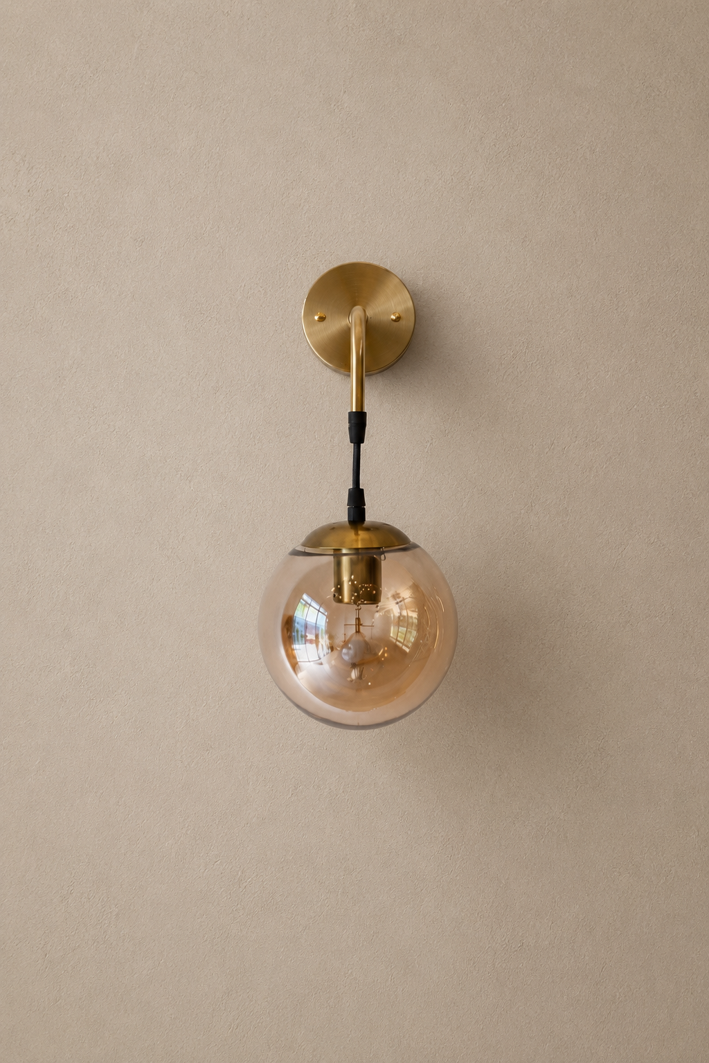 Lunara Wall Light