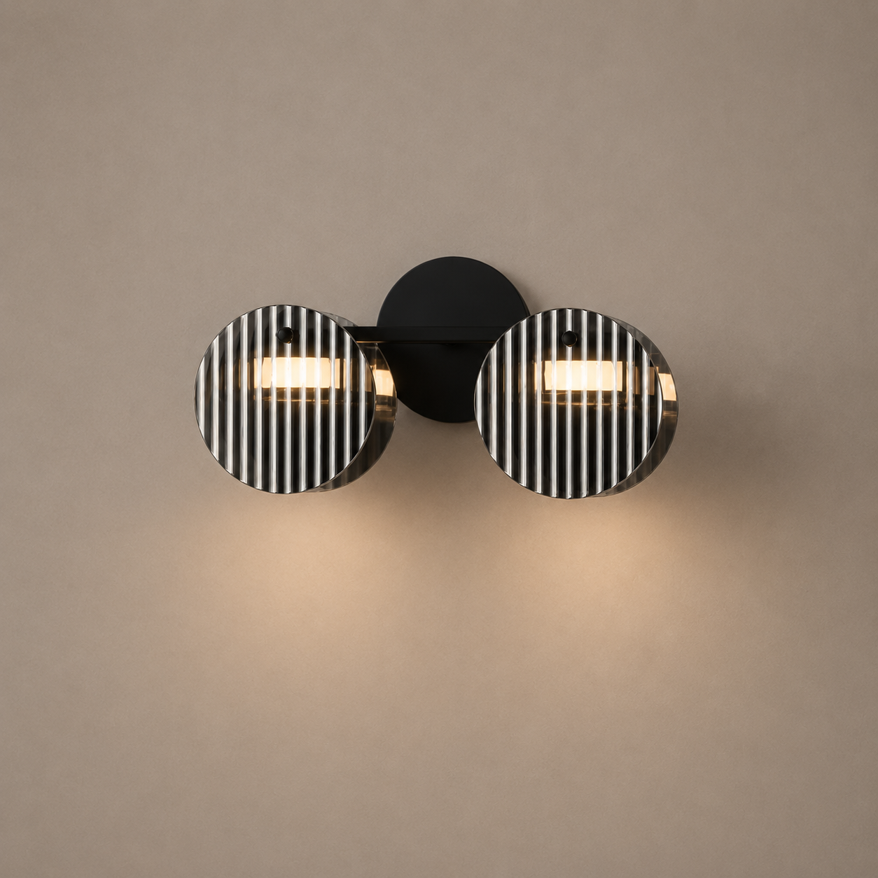Toren Wall Light