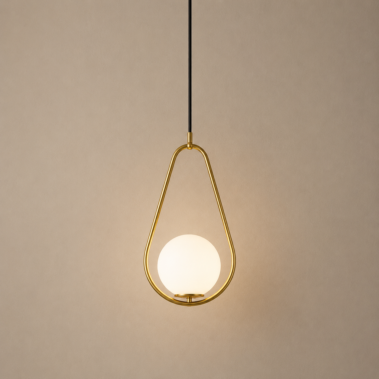 Vaelith Pendant Light