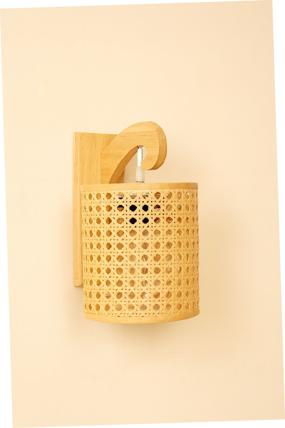 Rattan Curve Wall Light