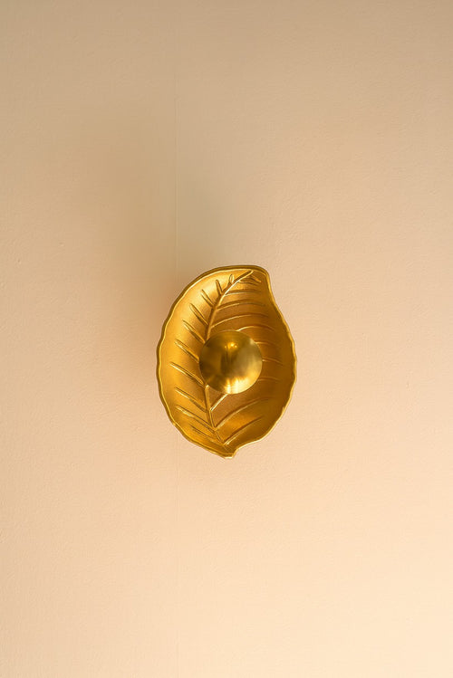 Aurelia Leaf Wall Light